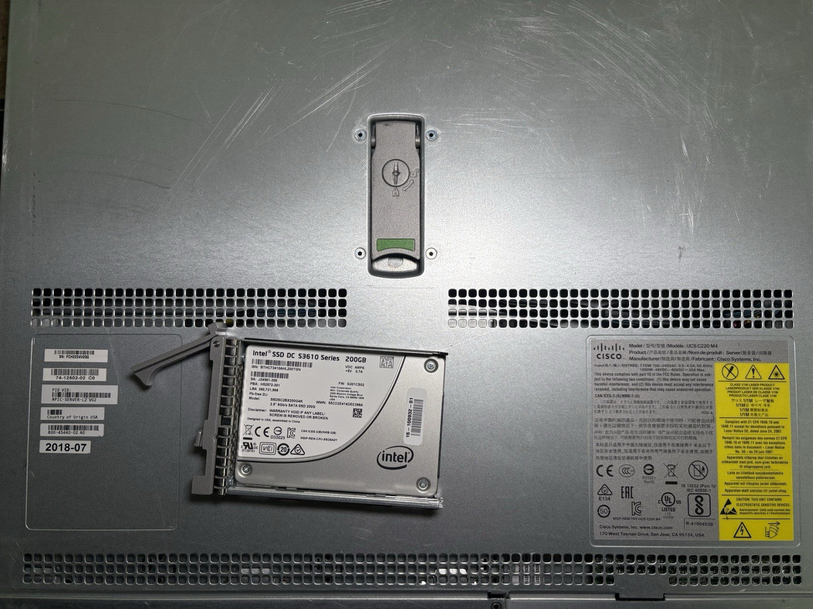 Cisco APIC-SERVER-L2 2x Xeon E5-2620 128GB RAM 2x 1.2TB SSD