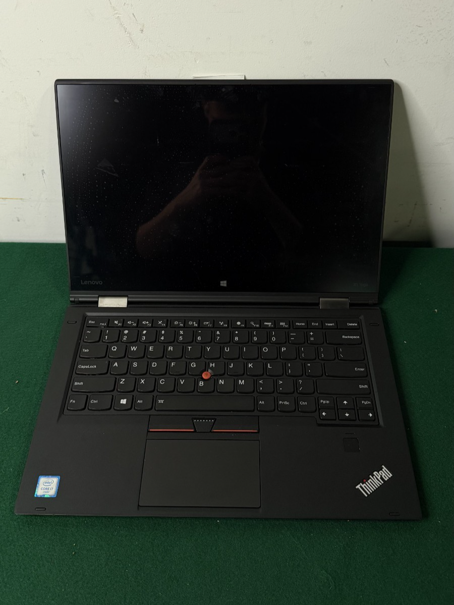 Lenovo ThinkPad X1 Yoga Gen 1 Touch i7-6500U  8GB RAM 256GB SSD 80%-89%  battery