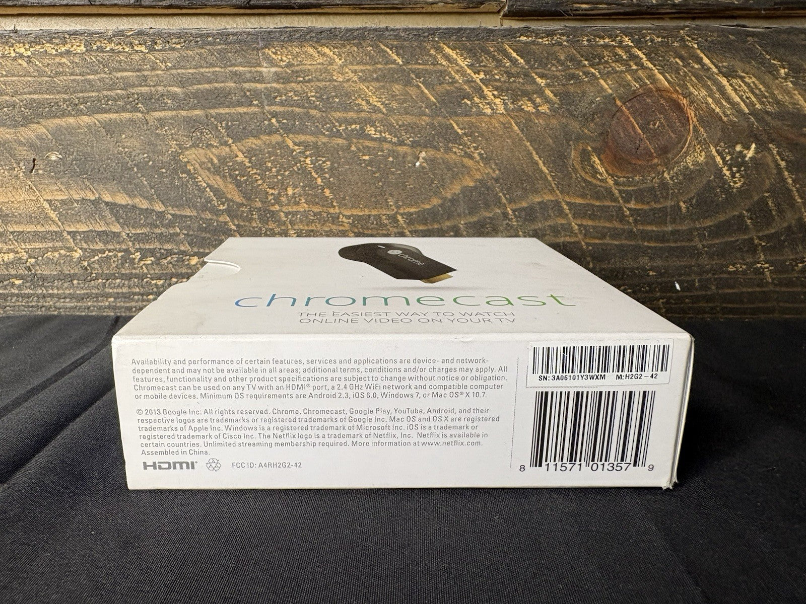 Google Chromecast (1st Generation) Streaming Media Player - H2G2-42 (Black)