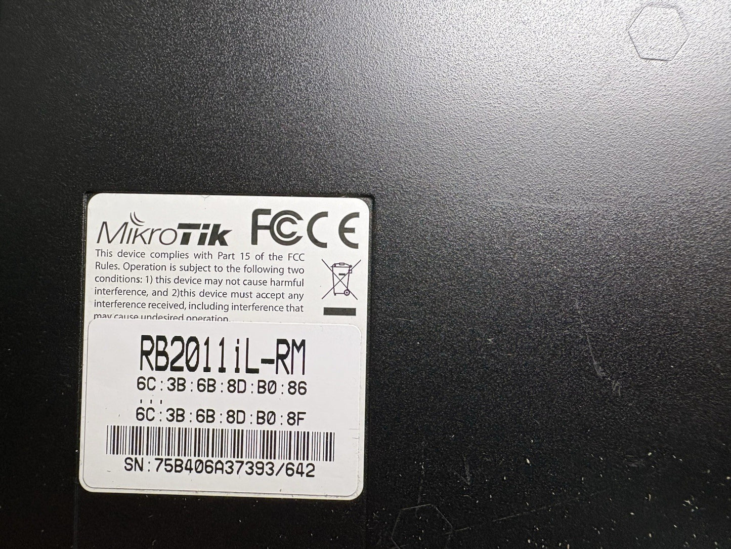 MikroTik RB2011iL-RM Ethernet Router