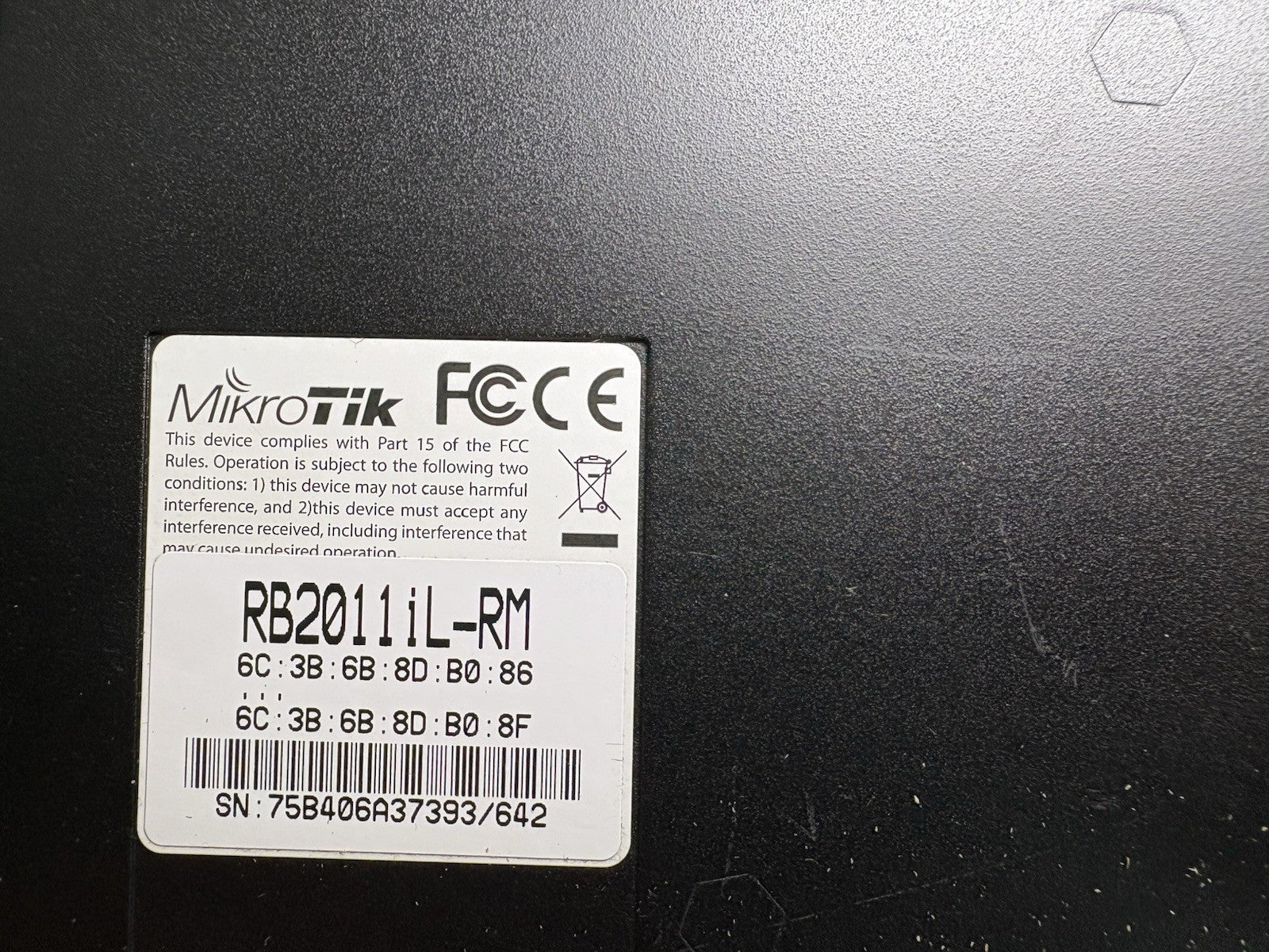 MikroTik RB2011iL-RM Ethernet Router