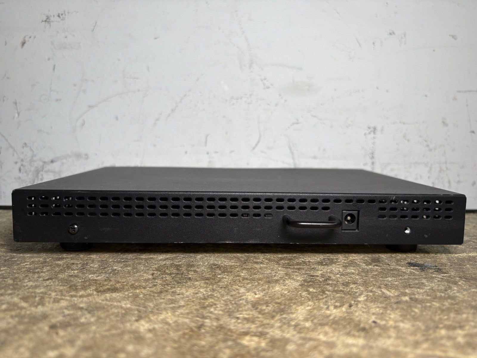 Ruckus ZoneDirector 1000 Enterprise-Wireless LAN Controller 6AP License