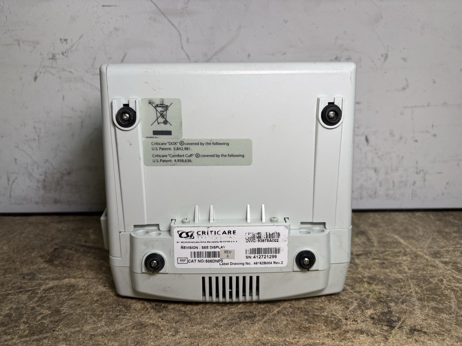 CSI Criticare 506N3 Series Comfort Cuff NIBP SPO2 Patient Monitor