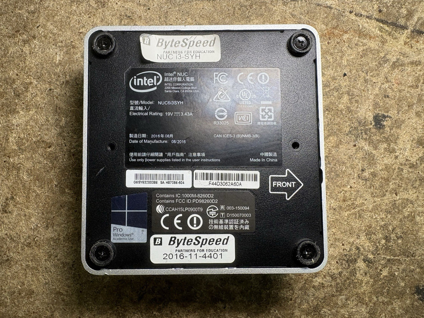 Intel NUC i3-6100U + 4GB RAM + 128GB SSD NUC6i3SYH