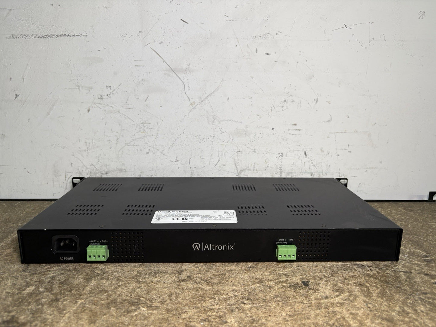 Altronix Vertiline563 Dual 56VDC Power Supply Charger