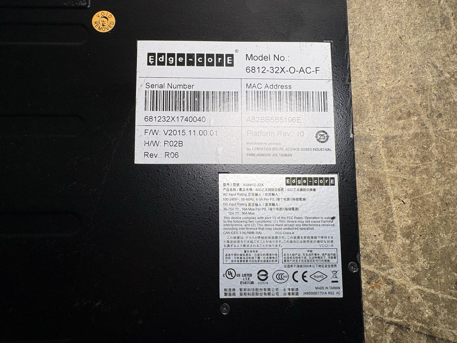 Edge-Core 6812-32X-O-AC-F 6812-32X Series 32-Port 40G SFP+ Switch W/ Dual AC