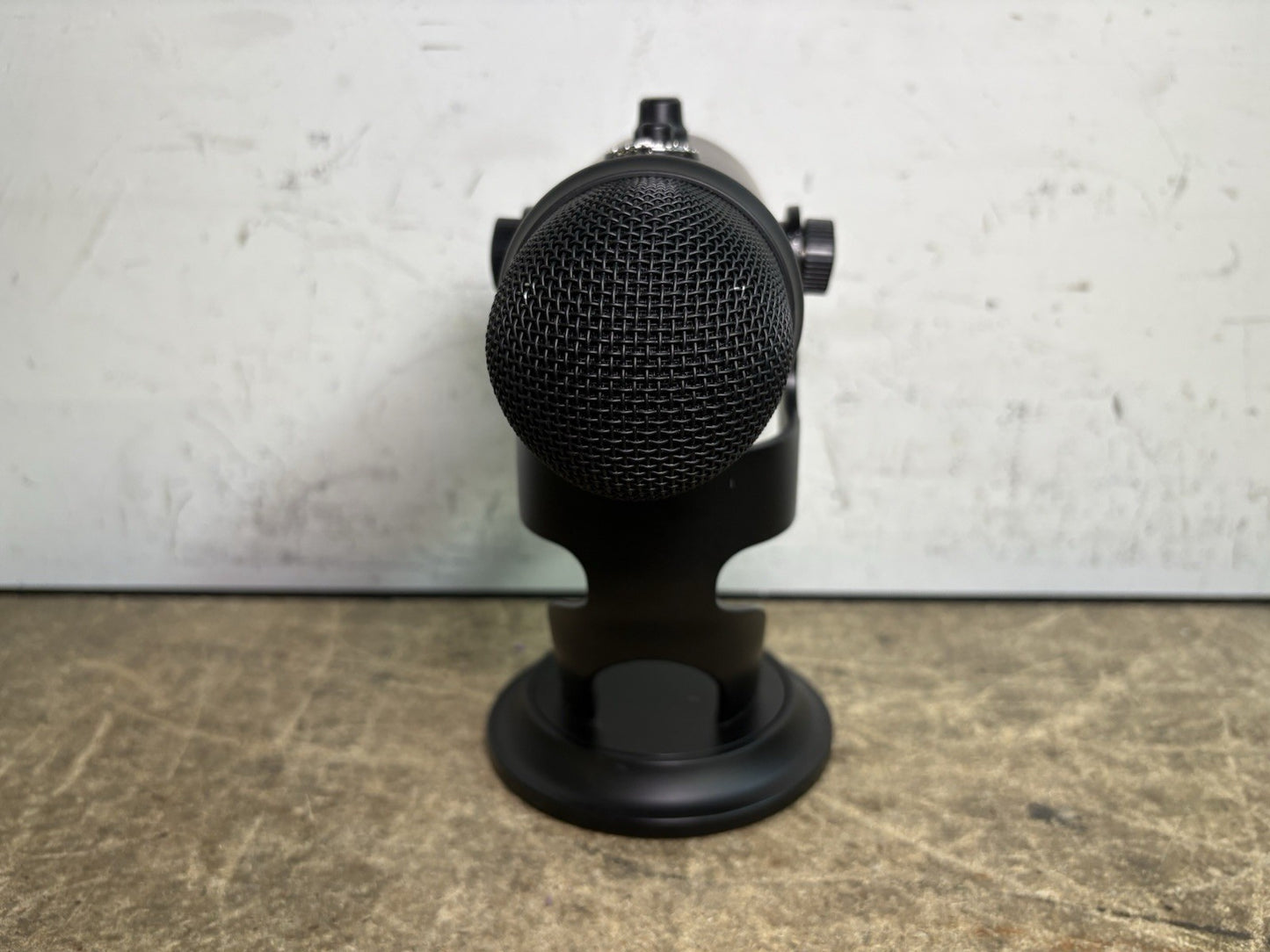 Blue Yeti USB Microphone 888-000322 Black