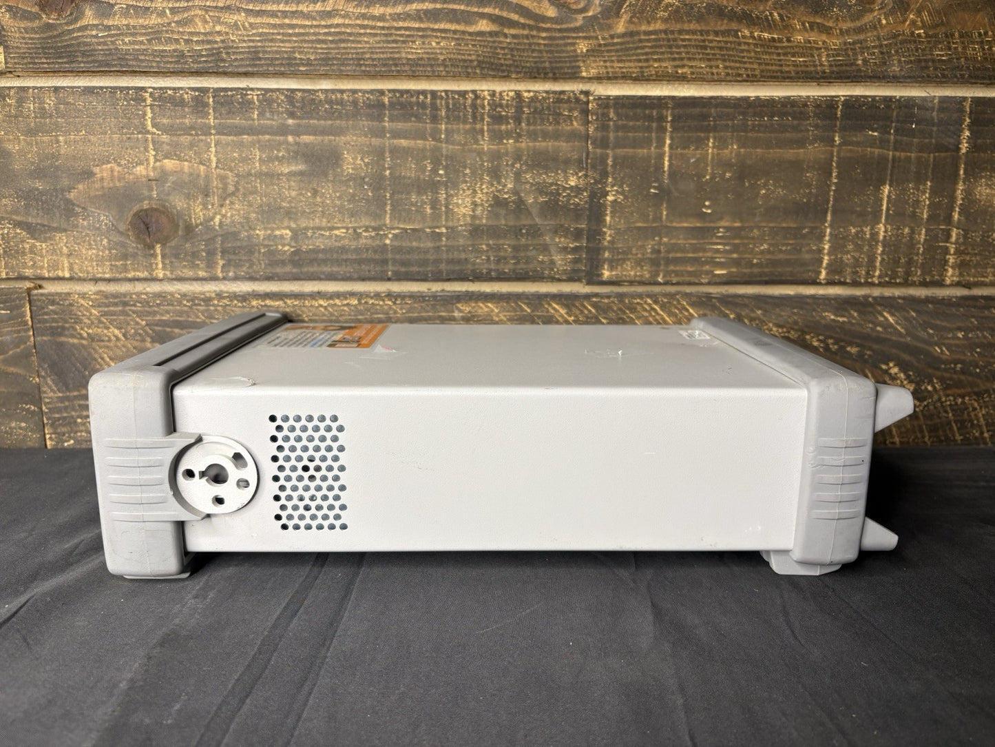 Agilent 34970A Data Acquisition Switch Unit Mainframe Only, No Modules Installed