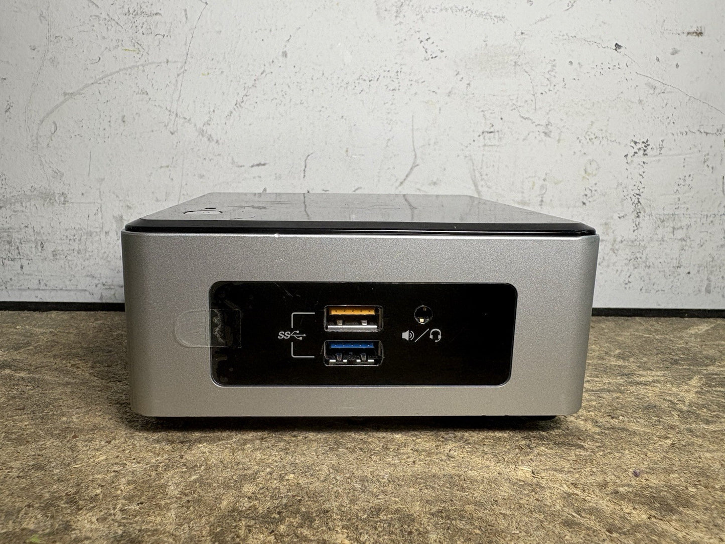 INTEL NUC5CPYH COMPACT MINI-PC HD CELERON N3050 4GB Ram 128 SSD