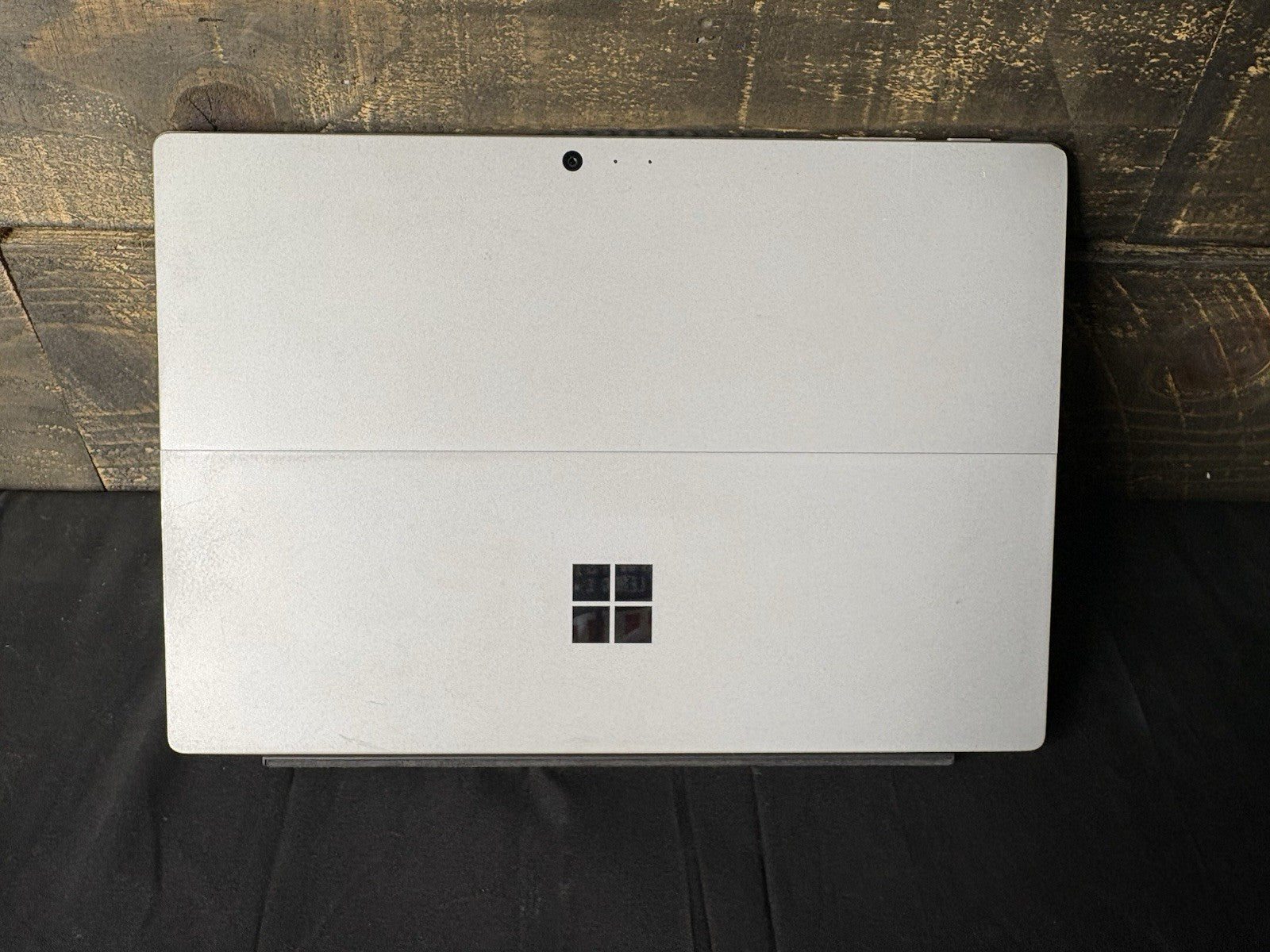 Microsoft Surface Pro 4 1724 12.3" Intel Core i5-6300U 8GB RAM 256GB SSD