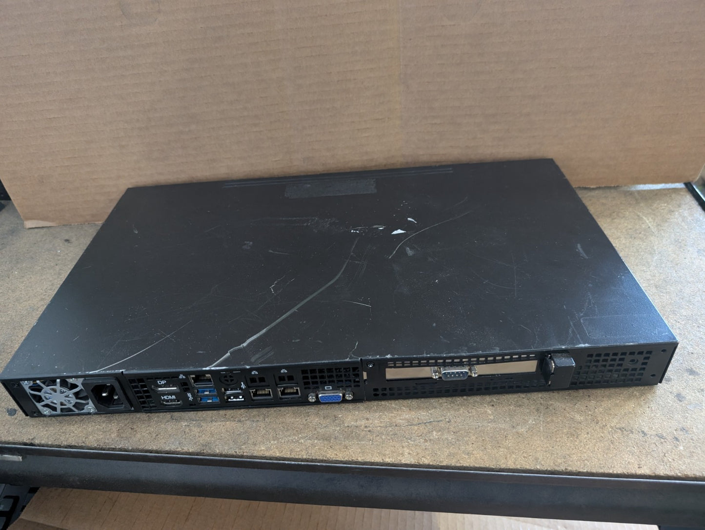 SuperMicro Server Intel Atom E3940 @ 1.6GHz 4GB RAM NO HD