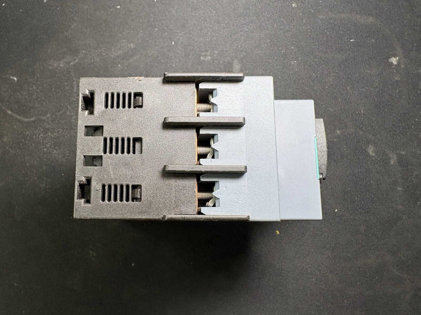 SIEMENS SIRIUS 3RV2011-1JA10 MOTOR STARTER CIRCUIT BREAKER