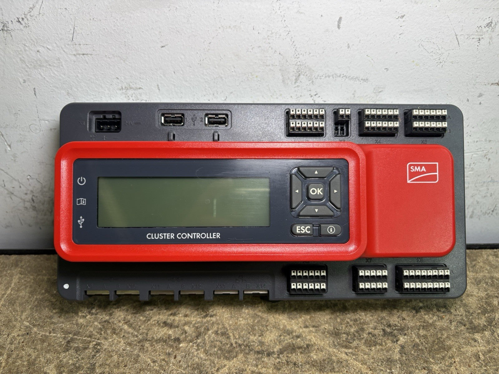 SMA Indoor Cluster Controller/Monitor 18VDC - 30VDC CLCON-10