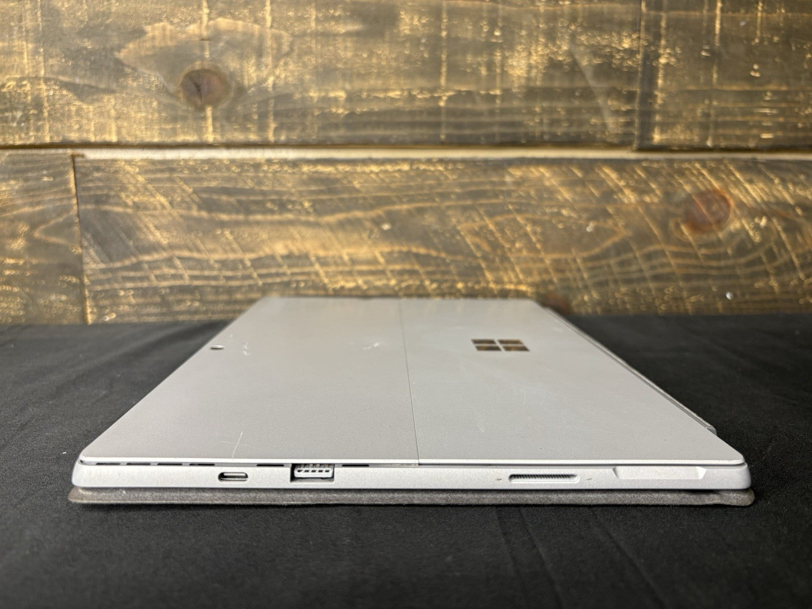 MICROSOFT SURFACE PRO 7+ 1960 Core i5-1135G7 256GB SSD 8GB RAM