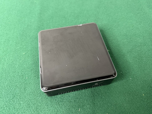 Intel NUC NUC7i3BNK i3-7100U 2.40GHz 4GB RAM, 256GB