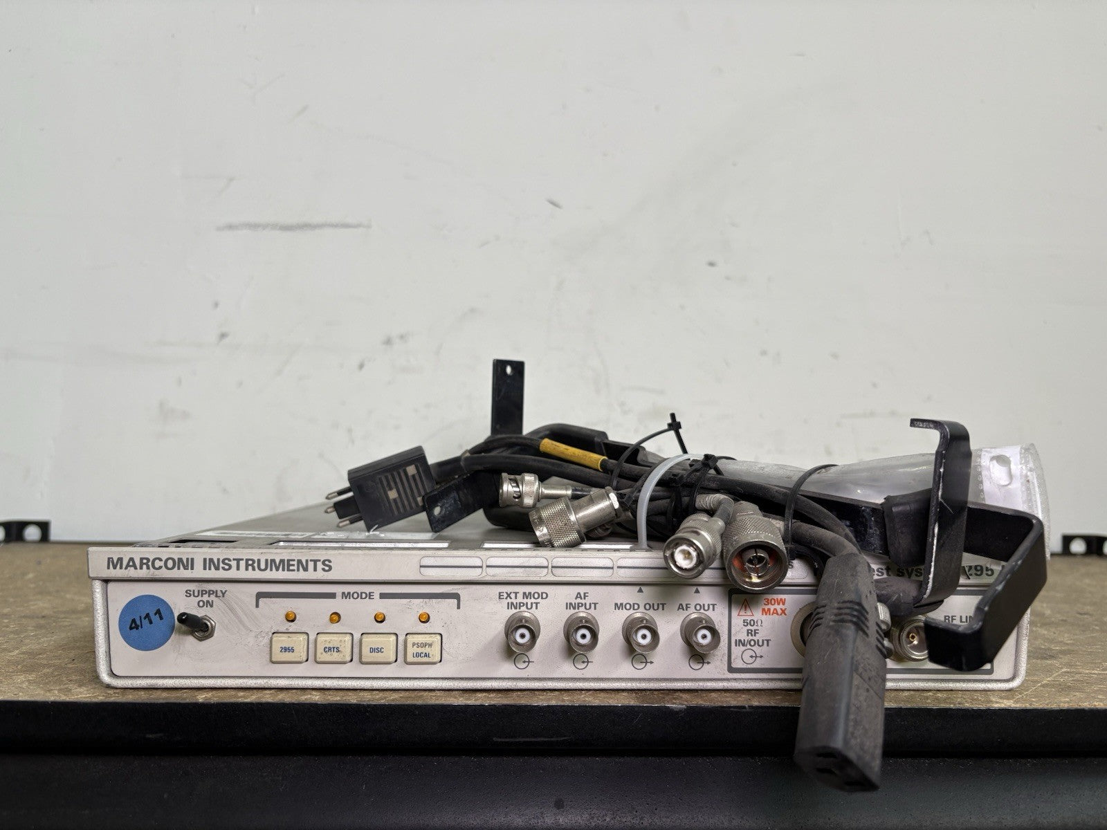 Marconi Instruments radio test system 2957D