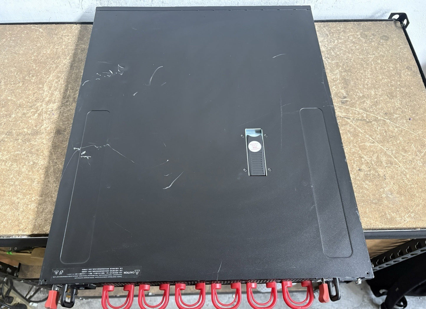 EDGE-CORE Networks 7326-56X-O-AC-F Switch