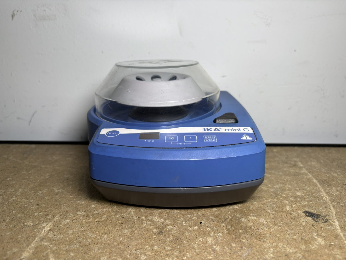 IKA Mini G Centrifuge, 6000 RPM, Digital Timer, Fast Start/Stop