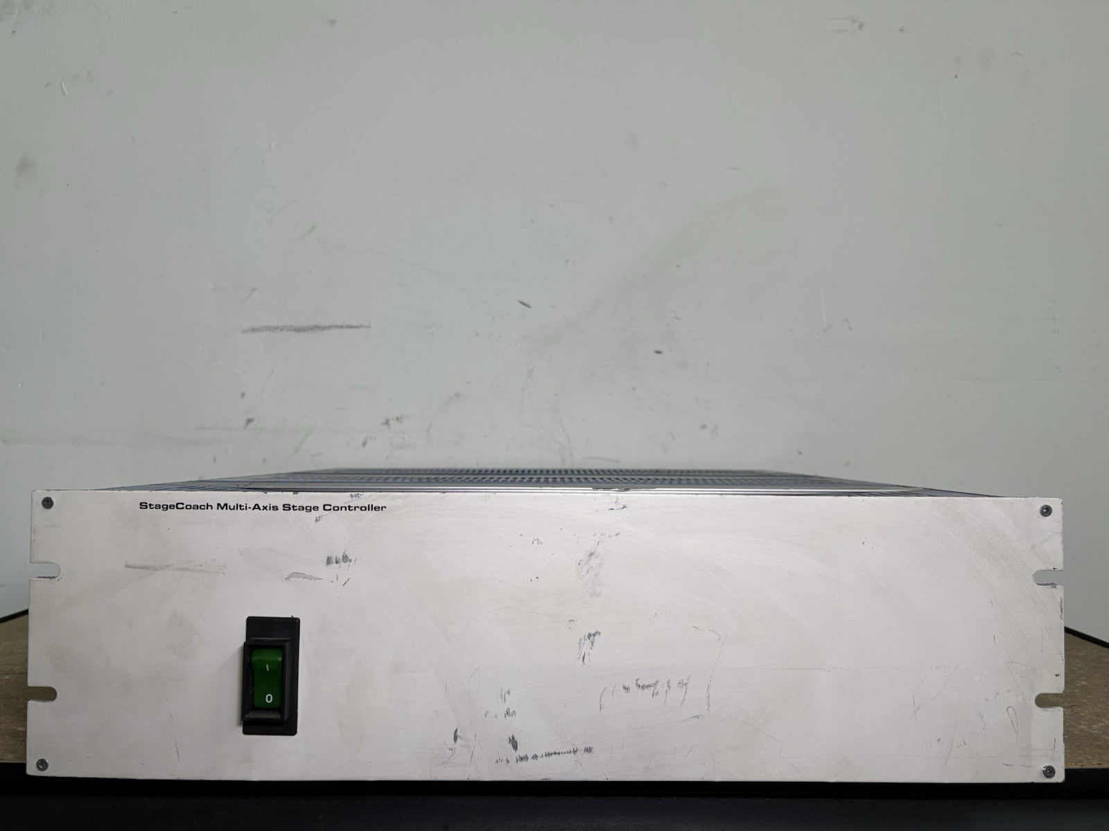 NYQUIST ELECTRONIC ENGINEERING MULTI-AXIS STAGE CONTROLLER PN: SD004