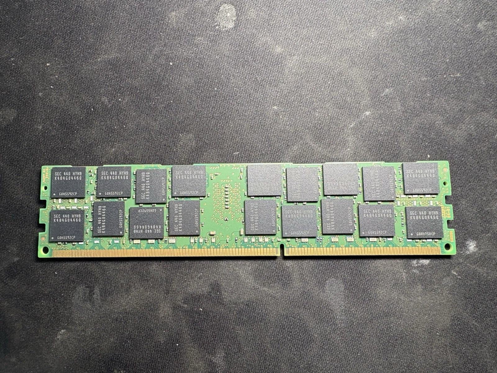 Lot of 8 - Samsung M393B2G70QH0-YH9Q8 16GB PC3-10600 DDR3-1333 Server Memory