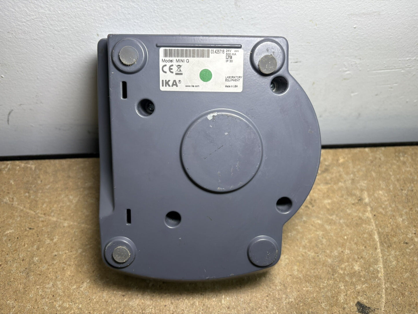 IKA Mini G Centrifuge, 6000 RPM, Digital Timer, Fast Start/Stop