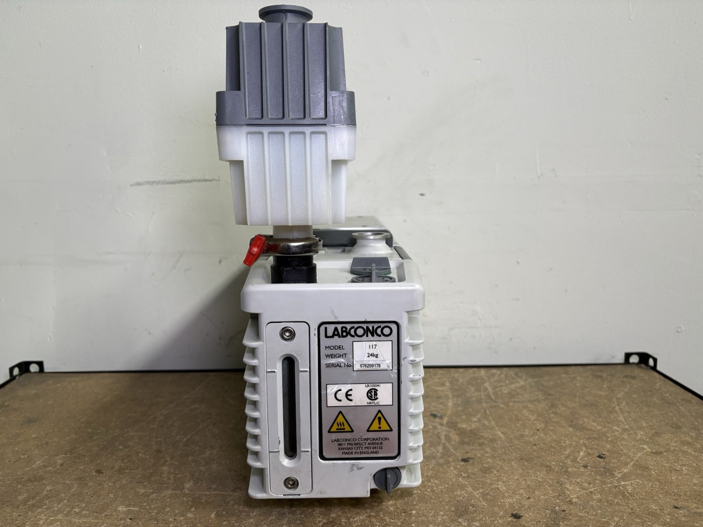 Labconco 117 Rotary Vane Vacuum Pump 2/5hp 115-120/230-240v-ac