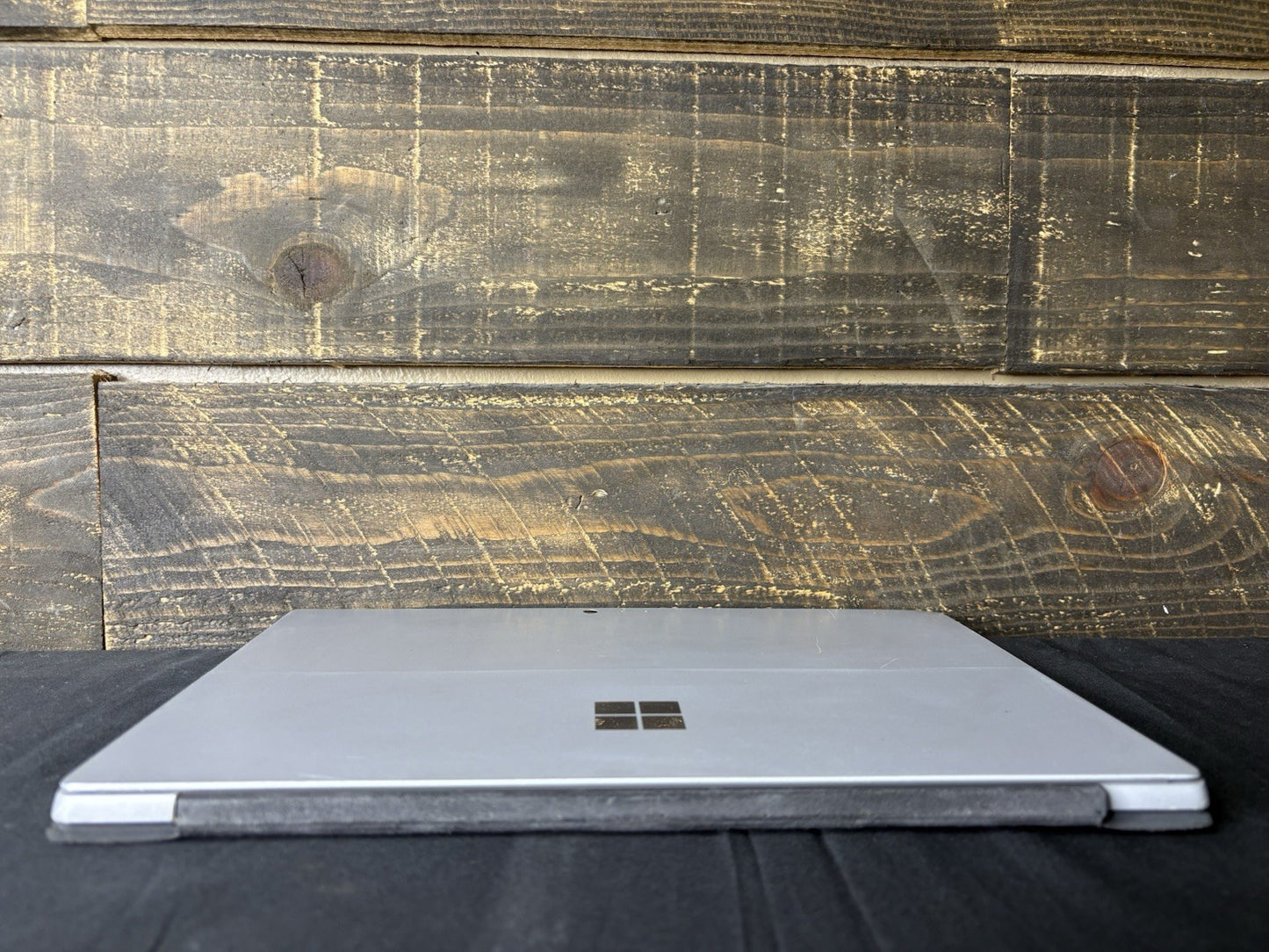 Microsoft Surface Pro 4 1724 12.3" Intel Core i5-6300U 8GB RAM 256GB SSD