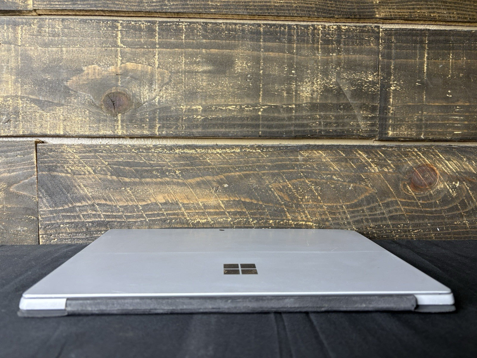 Microsoft Surface Pro 4 1724 12.3" Intel Core i5-6300U 8GB RAM 256GB SSD