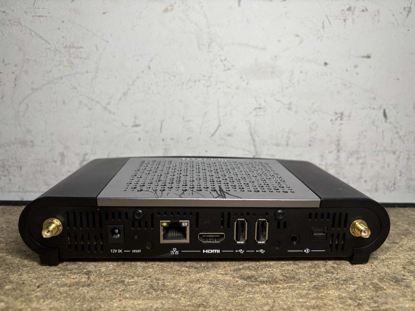 Barco ClickShare CSE-200 R9861520 Wireless Presentation System
