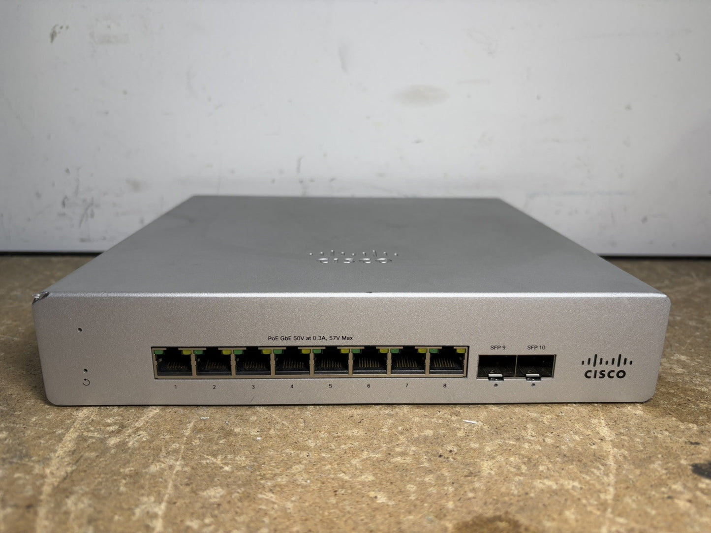Meraki 8 Port 1Gb/PoE 2 Port SFP Compact Switch MS120-8FP-HW  UNCLAIMED